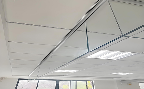 西夏玻璃挡烟垂壁