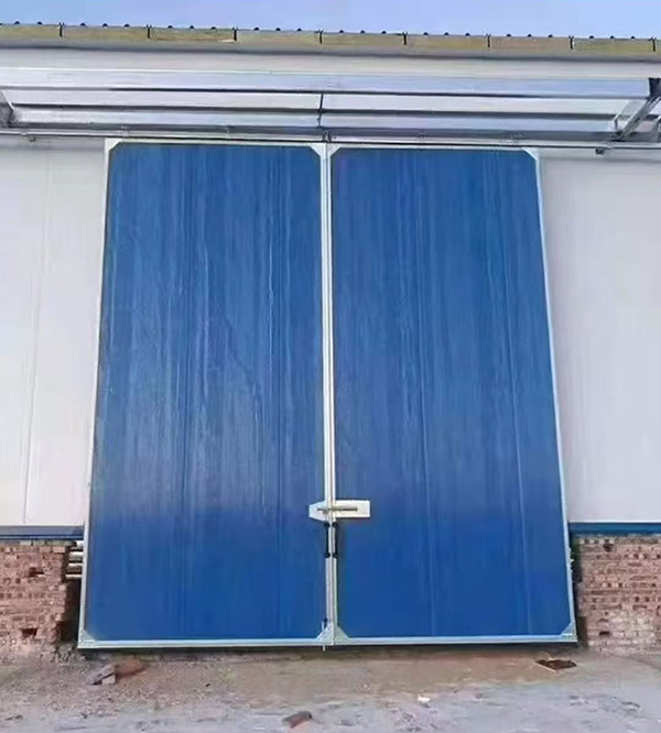 西夏工业门在大型仓储物流通道中的应用实例 西夏工业门在大型仓储物流通道中的应用实例