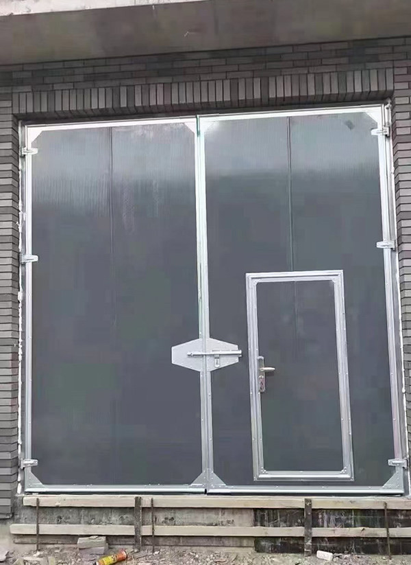 西夏工业平开门在大型设备制造车间的应用实例